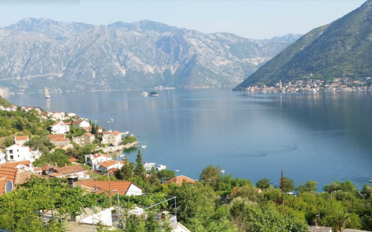 Excellent urban plot near the sea – Kotor bay, Stoliv