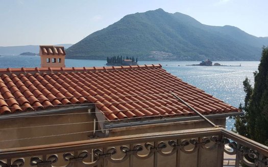 studio furnished sea view kotor for sale