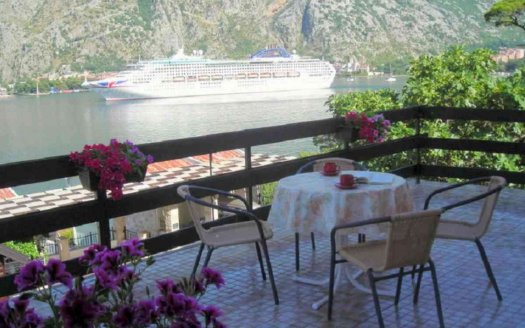 Kotor, Muo – Lovely house with a garden