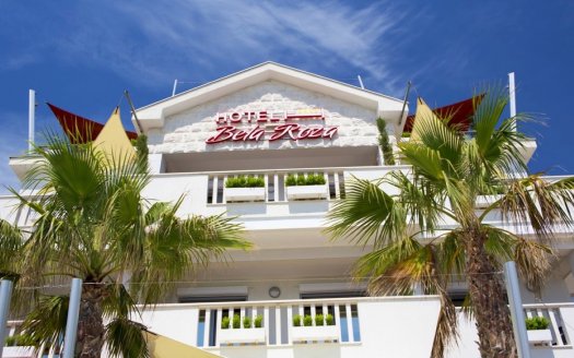 Herceg Novi, Bijela – Charming small hotel on the seafront in the Kotor bay