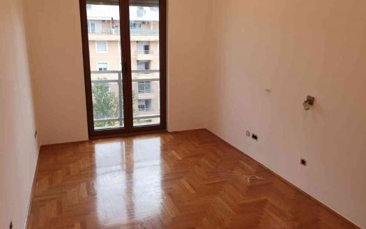 Podgorica, Preko Morace – Two bedroom apartment with parking space