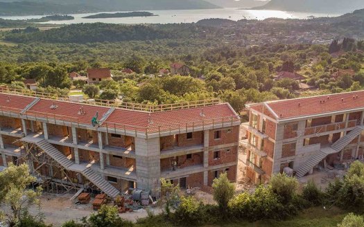 Montenegro, Kavac – New apartment complex with pool overlooking Tivat