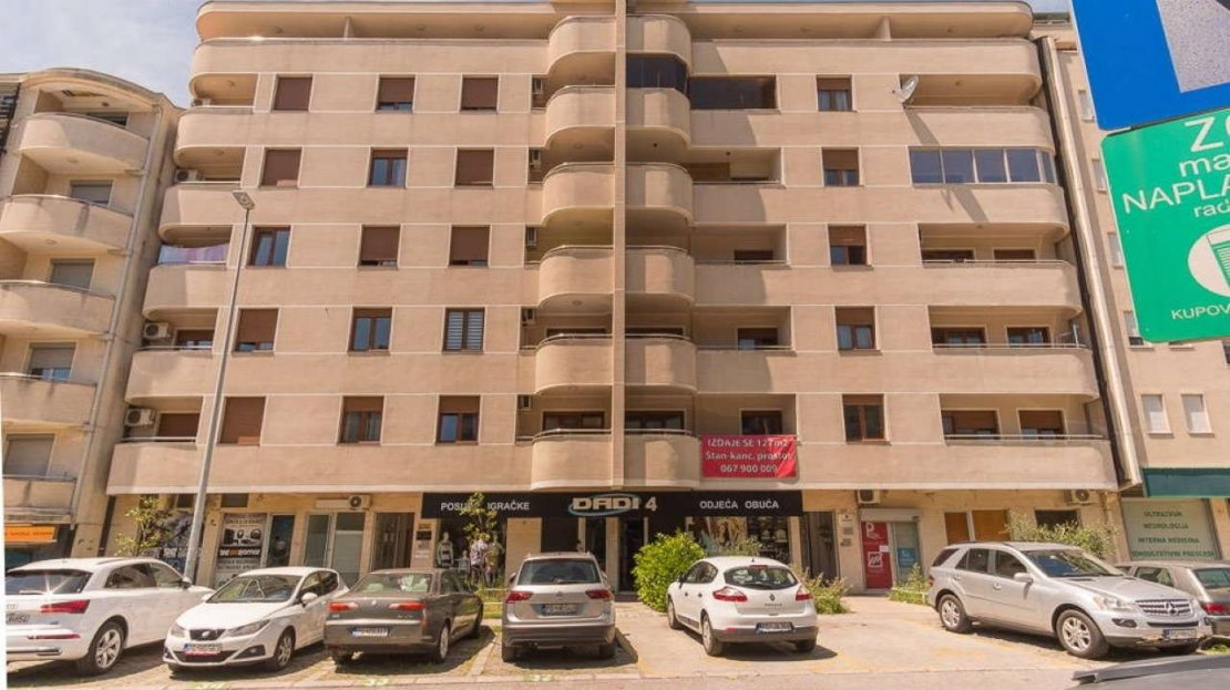 podgorica four bedroom apartment sale