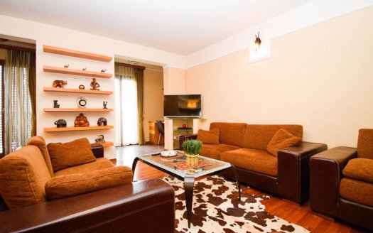 gorica c trosoban apartman izdacanje