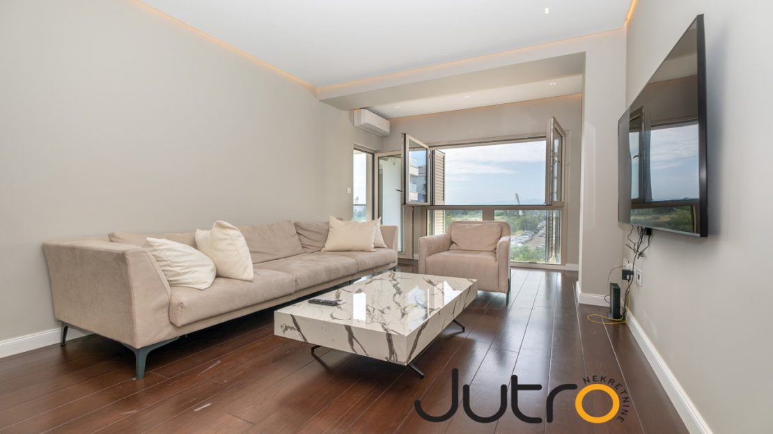 podgorici momisici two bedroom apartment sale