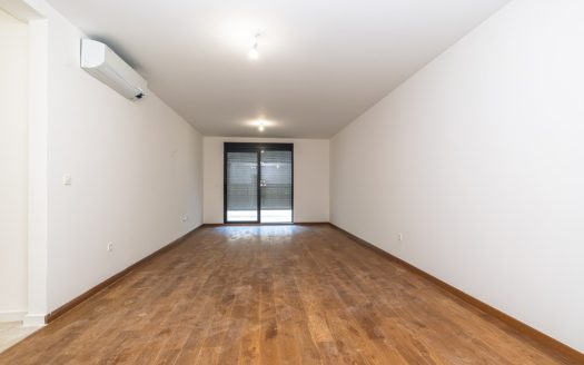 Podgorica, Tološka Šuma – Trosoban penthouse za izdavanje