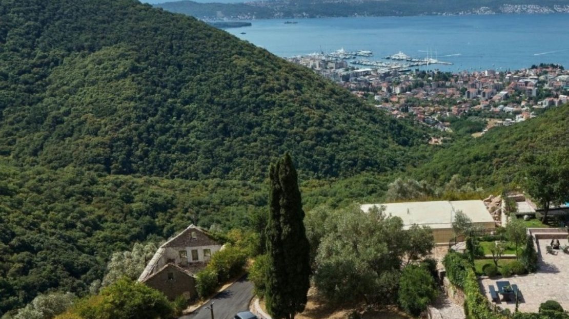 kamena kuca zaliv prodaja