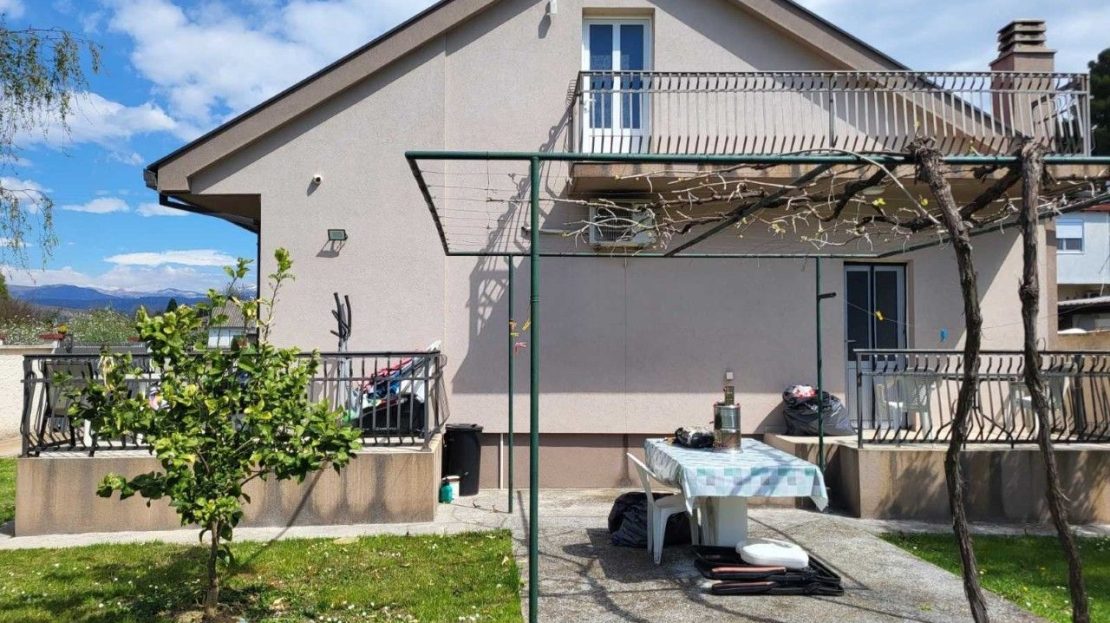 podgorica house rentals long term