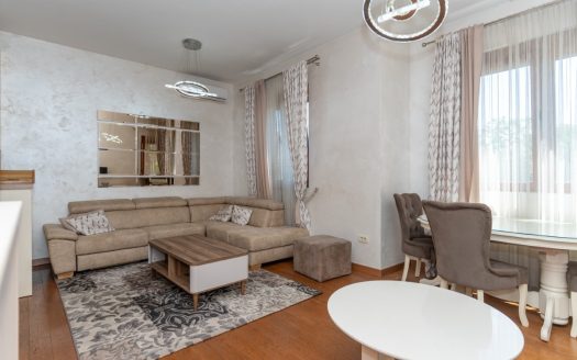 Podgorica, Stara Varoš – Trosoban stan za izdavanje