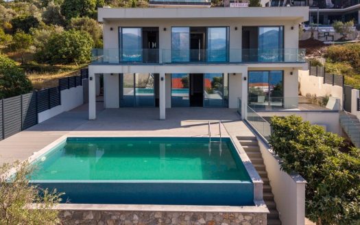 Tivat, Krašići – Nova luksuzna vila sa panoramskim pogledom na more, na prodaju