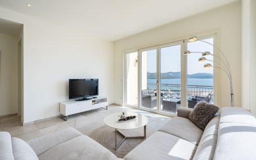 Trosoban Stan Luštica Bay Marina Village – Pogled na More