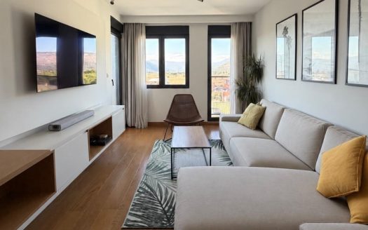 Podgorica, Tološka šuma – Luksuzno namješten jednosoban stan sa garažnim mjestom, Green Level, za izdavanje